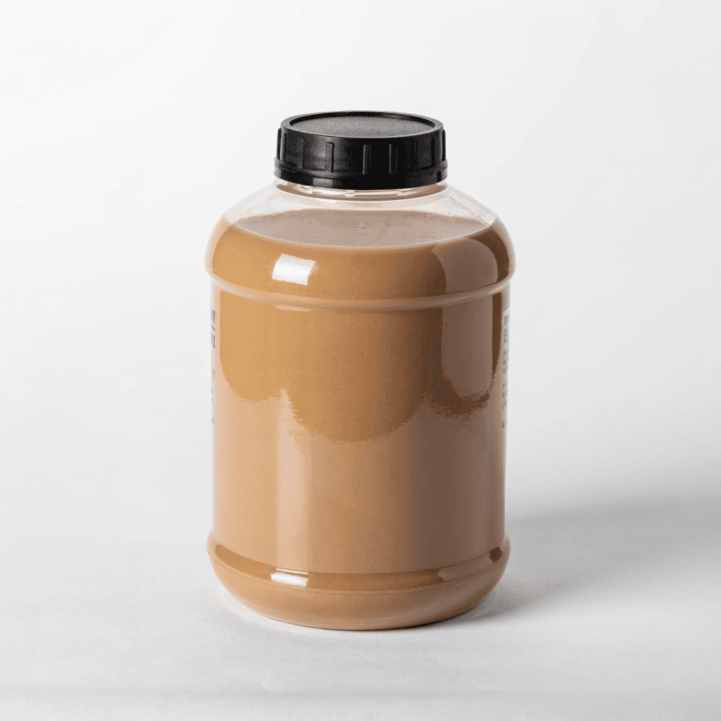 BEHR PREMIUM 3.79L Transparent Waterproofing Wood Finish in Cedar Naturaltone No. 501 — stains, sealers & finishes